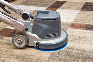 Wir reinigen Ihre Teppich mit moderner Spezialausrüstung